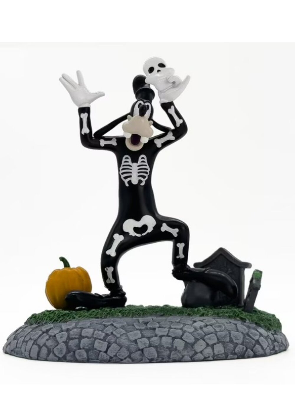 Disney Pre-Lit Animated Halloween Village, 9 pc. NWT - Picture 5 of 10